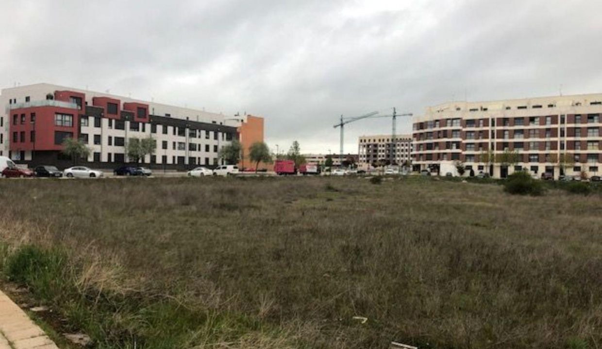 Promoción Entreparques, obra nueva en Burgos (Revista)