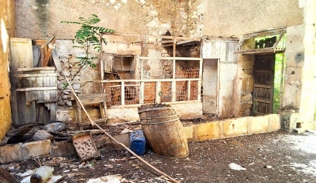 Участок в Феланич