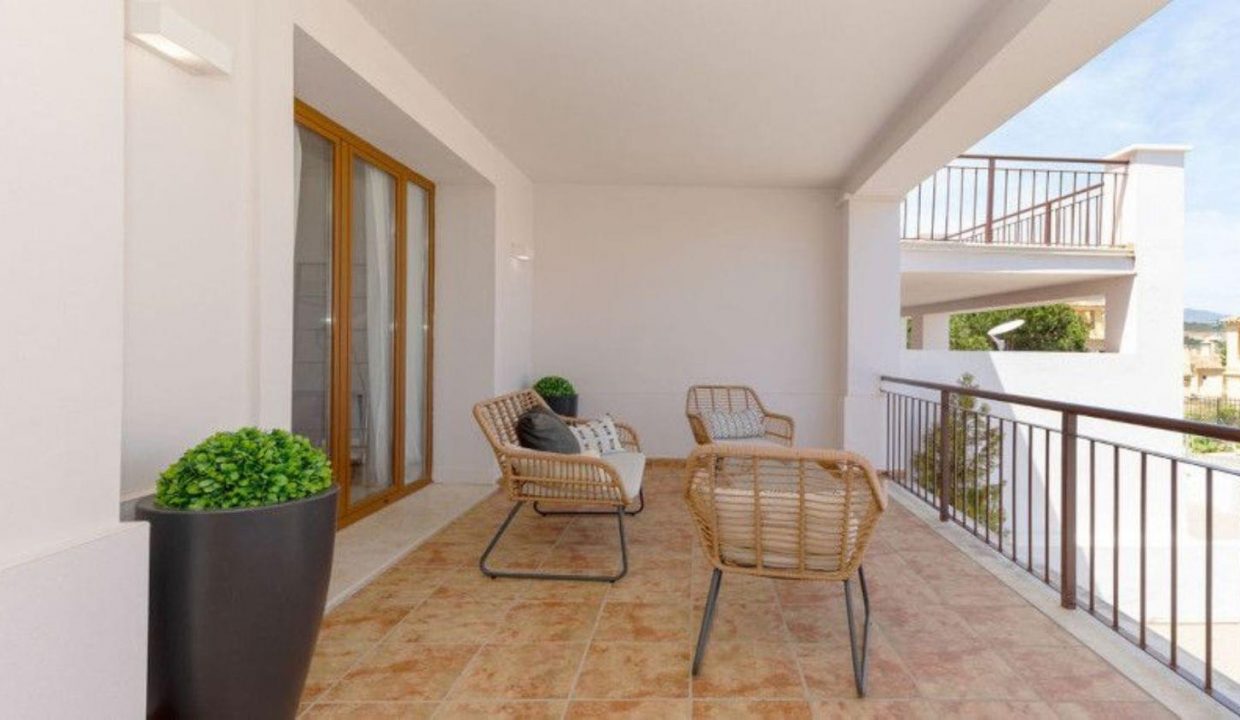 Promoción Casares Hills, obra nueva en Casares (Revista)