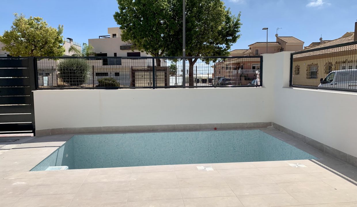 Promoción Roda Real Estate Pueblo, obra nueva en San Javier (Revista)