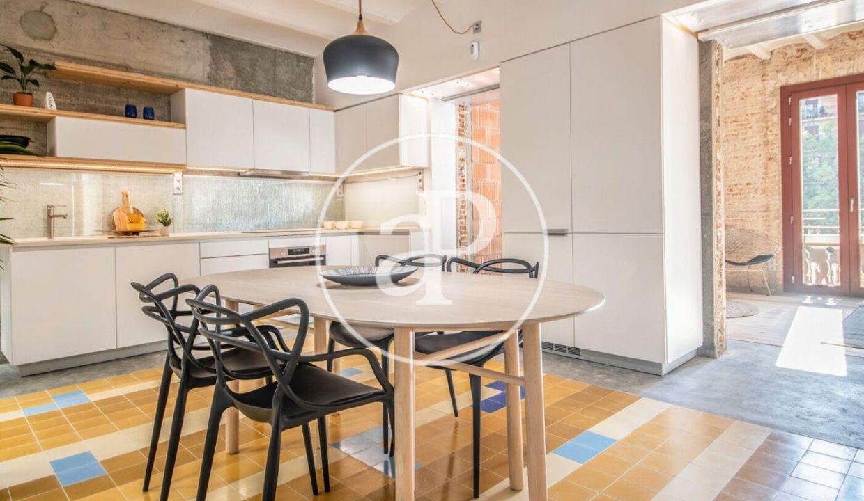 Promoción Comte Urgell, obra nueva en Barcelona (Revista)