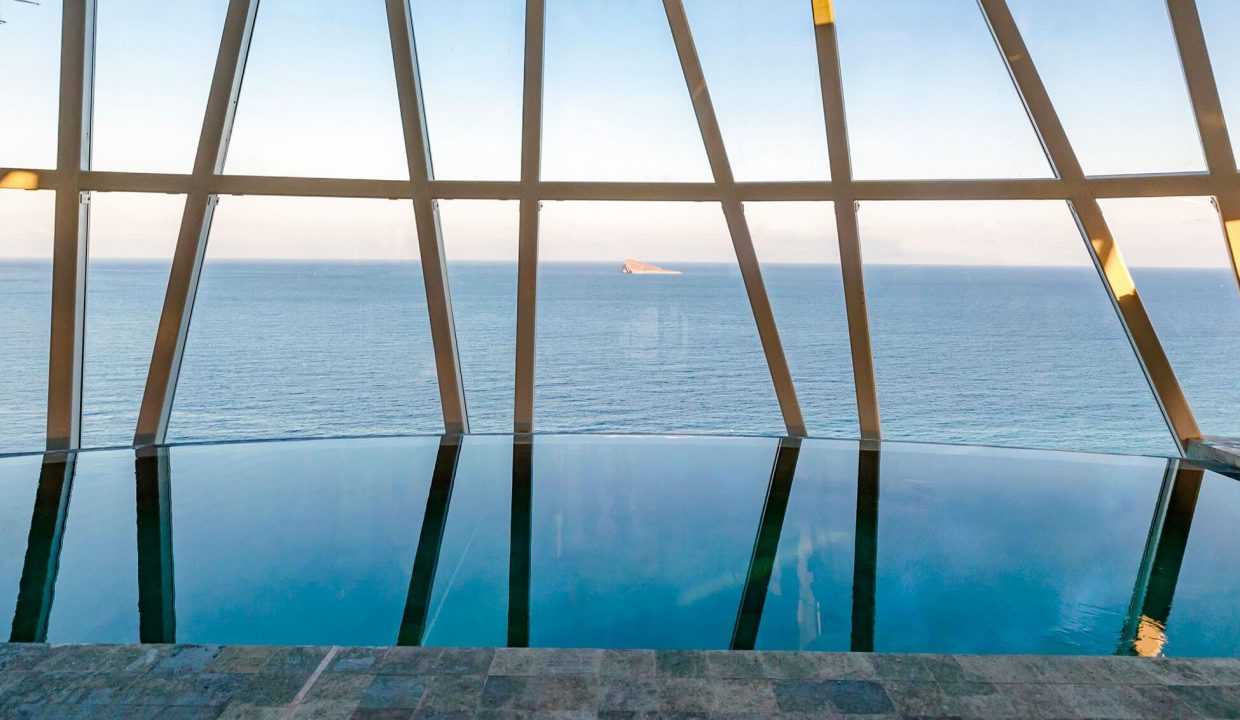 Promoción Delfín Tower, obra nueva en Benidorm (Revista)