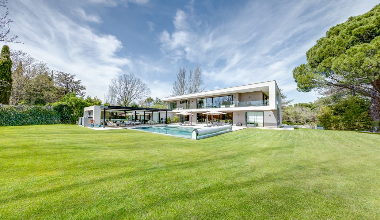 Promoción Preciosa y majestuosa villa, obra nueva en Pozuelo de Alarcón (Revista)