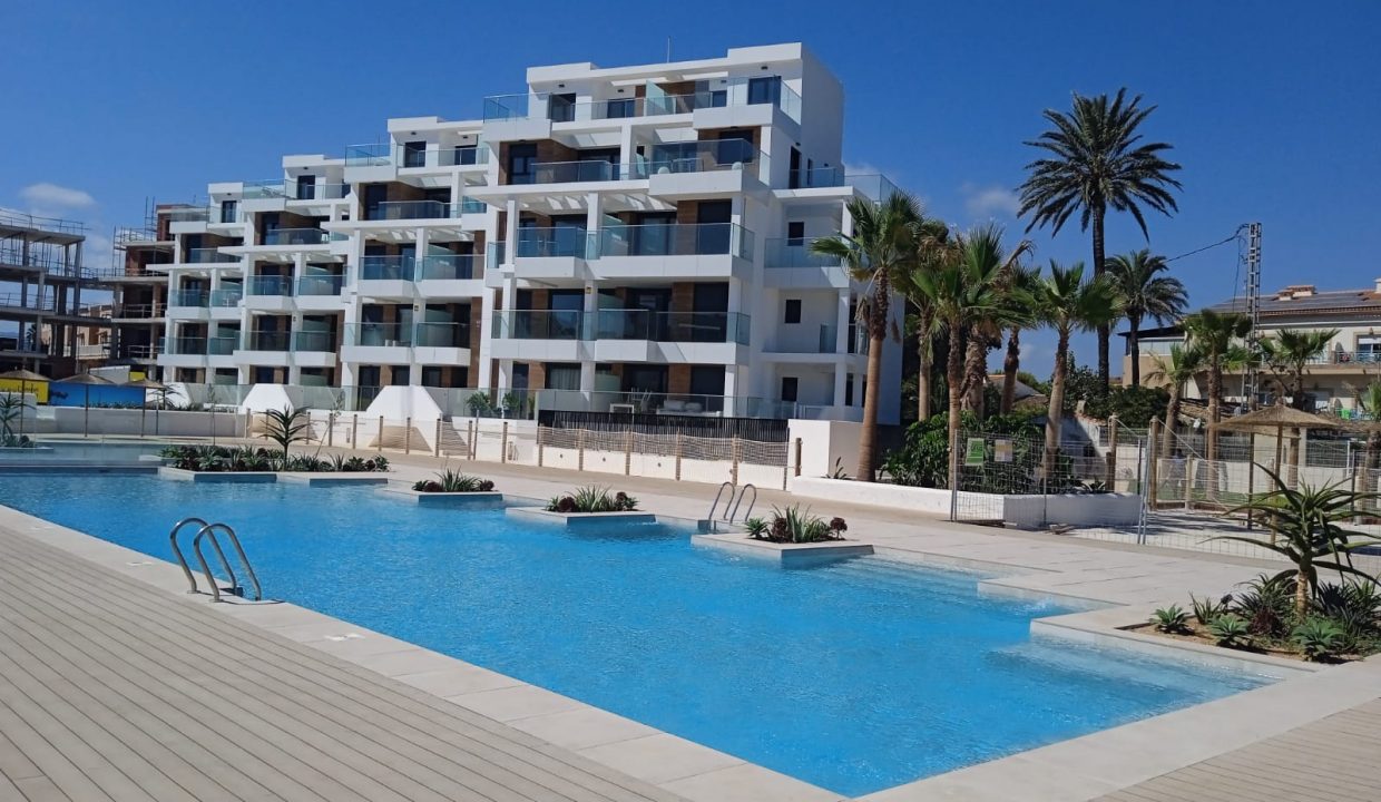Promoción Residencial L´Estanyo Villa Romana, obra nueva en Denia (Revista)