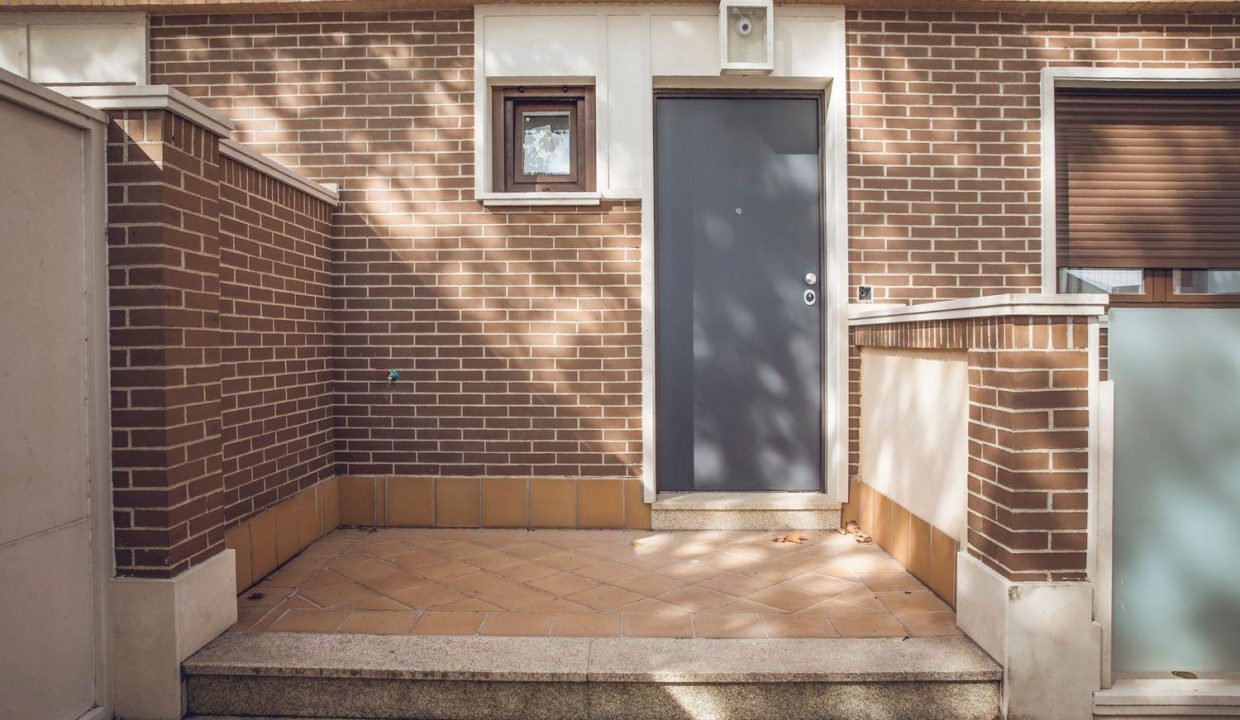 Promoción 17 viviendas adosadas y 4 viviendas pareadas, obra nueva en Talavera de la Reina (Revista)