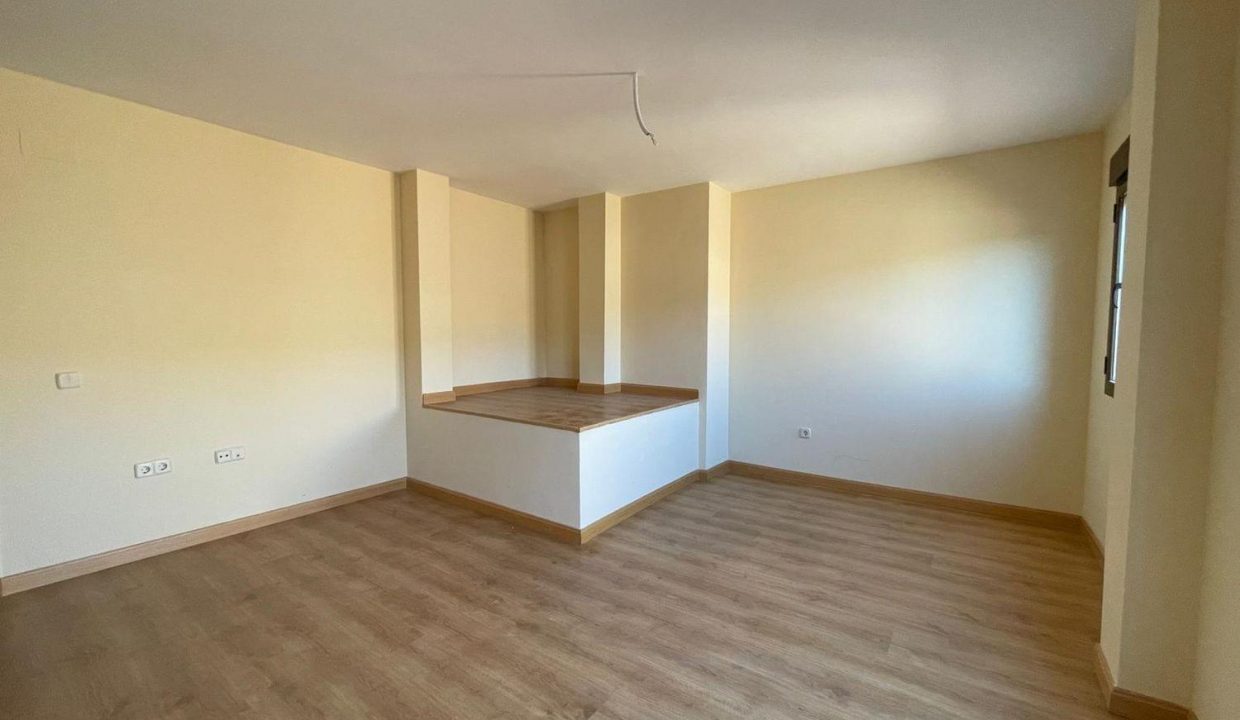 Promoción Promoción residencial en C/ Los Morales, obra nueva en Almorox (Revista)