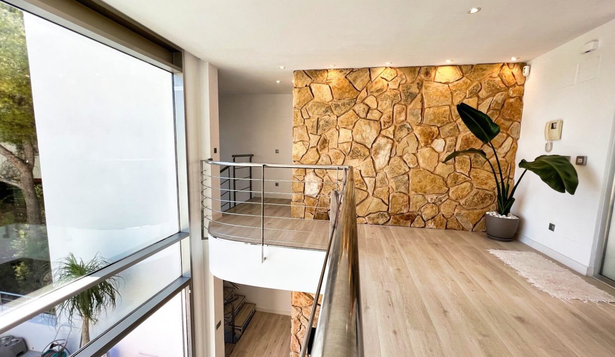 Promoción Exclusiva villa adosada, obra nueva en Altea (Revista)
