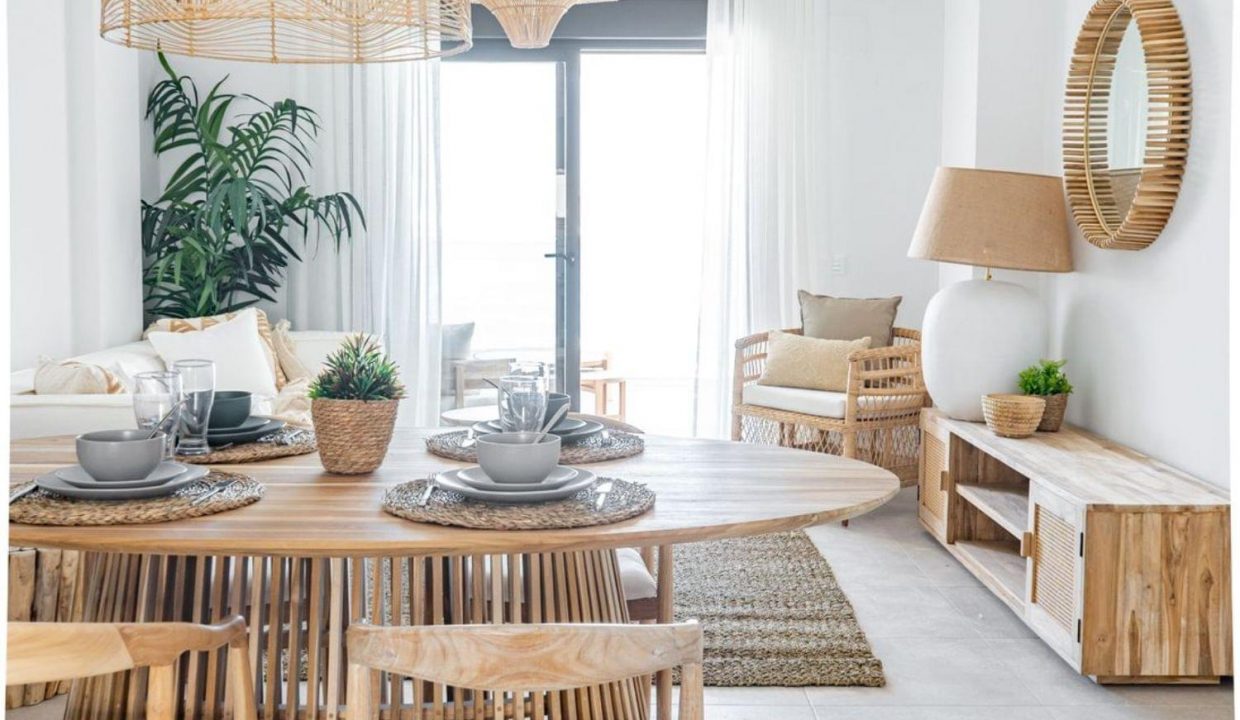 Promoción Icon Marina, obra nueva en La Herradura (Revista)