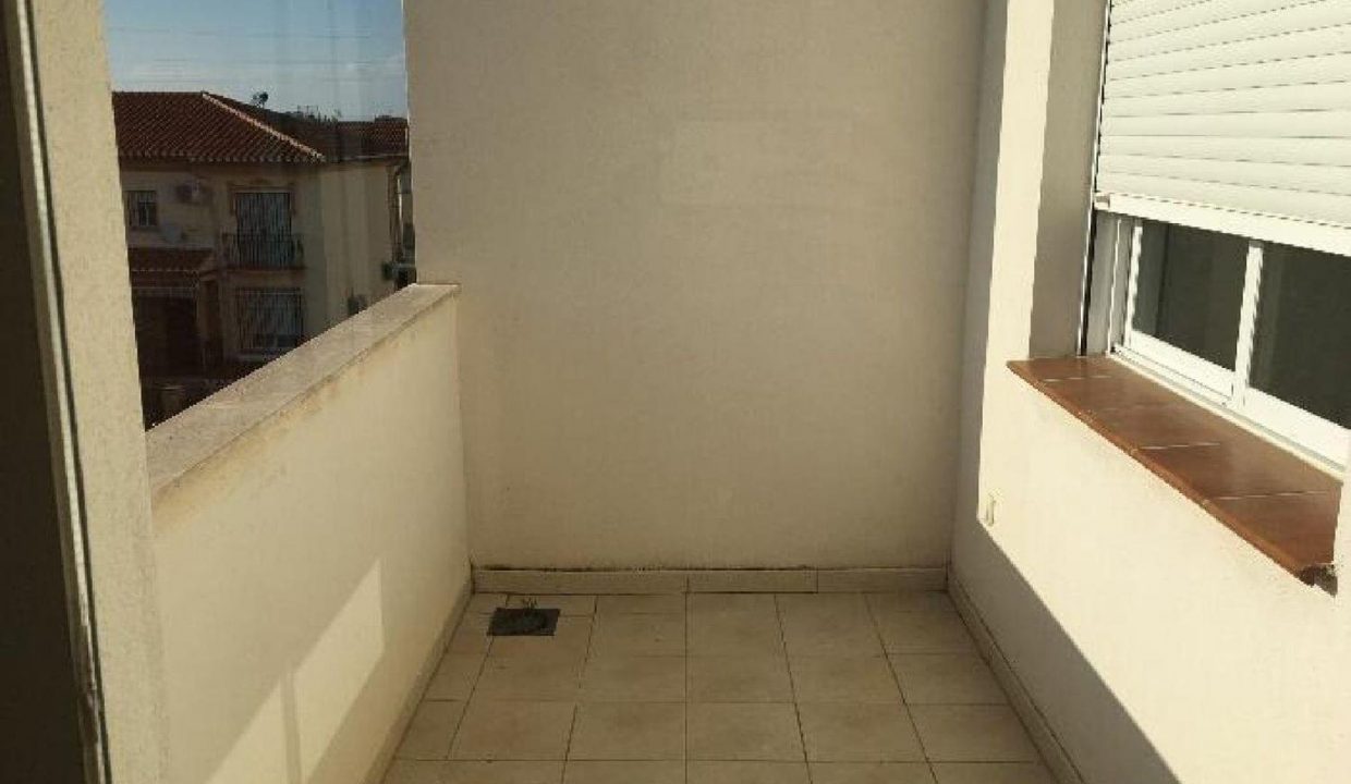 Promoción RESIDENCIAL CARLOS CANO, obra nueva en Urbanización "Cuesta de los chinos" (Revista)