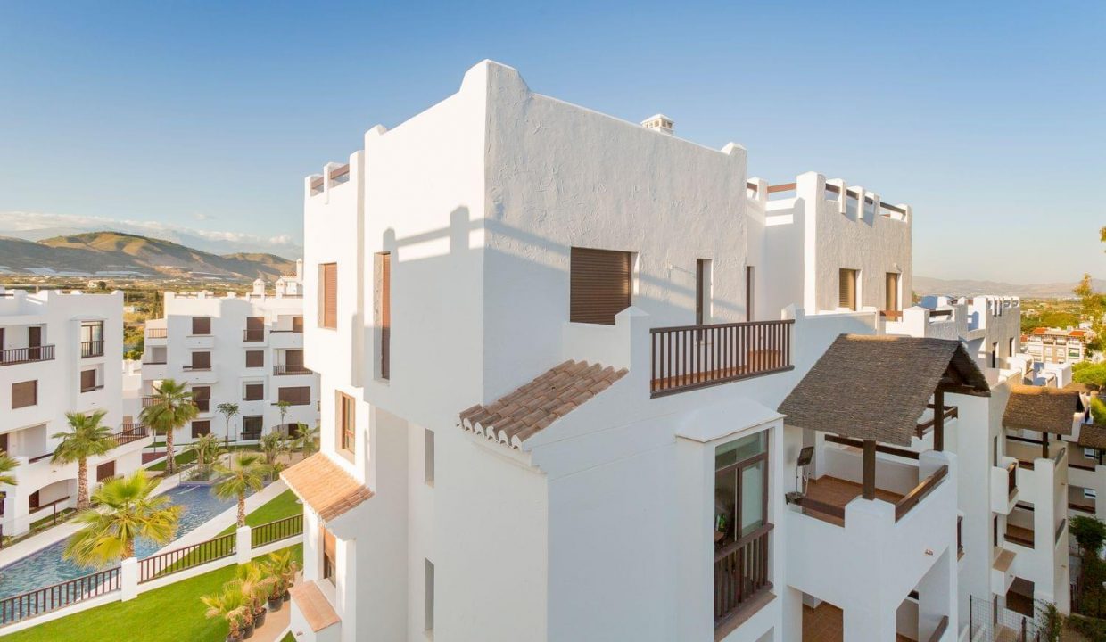 Promoción Oasis Salobreña, obra nueva en Salobreña (Revista)