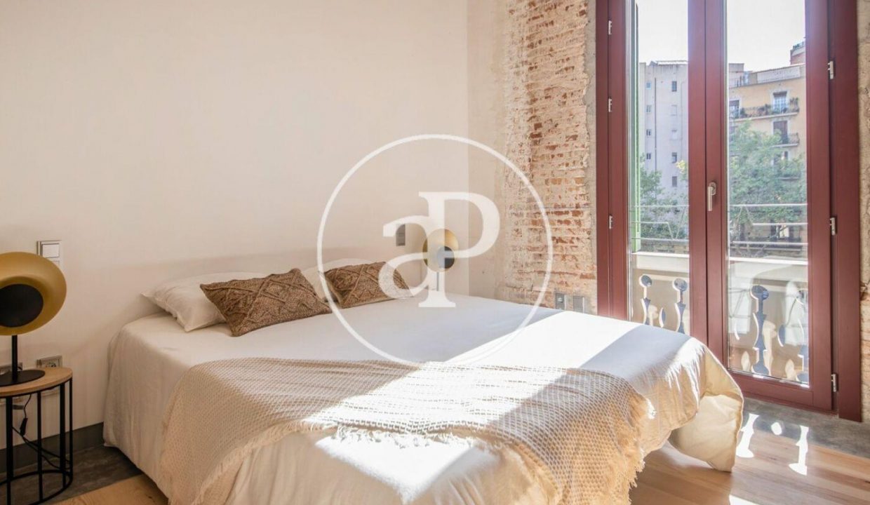 Promoción Comte Urgell, obra nueva en Barcelona (Revista)
