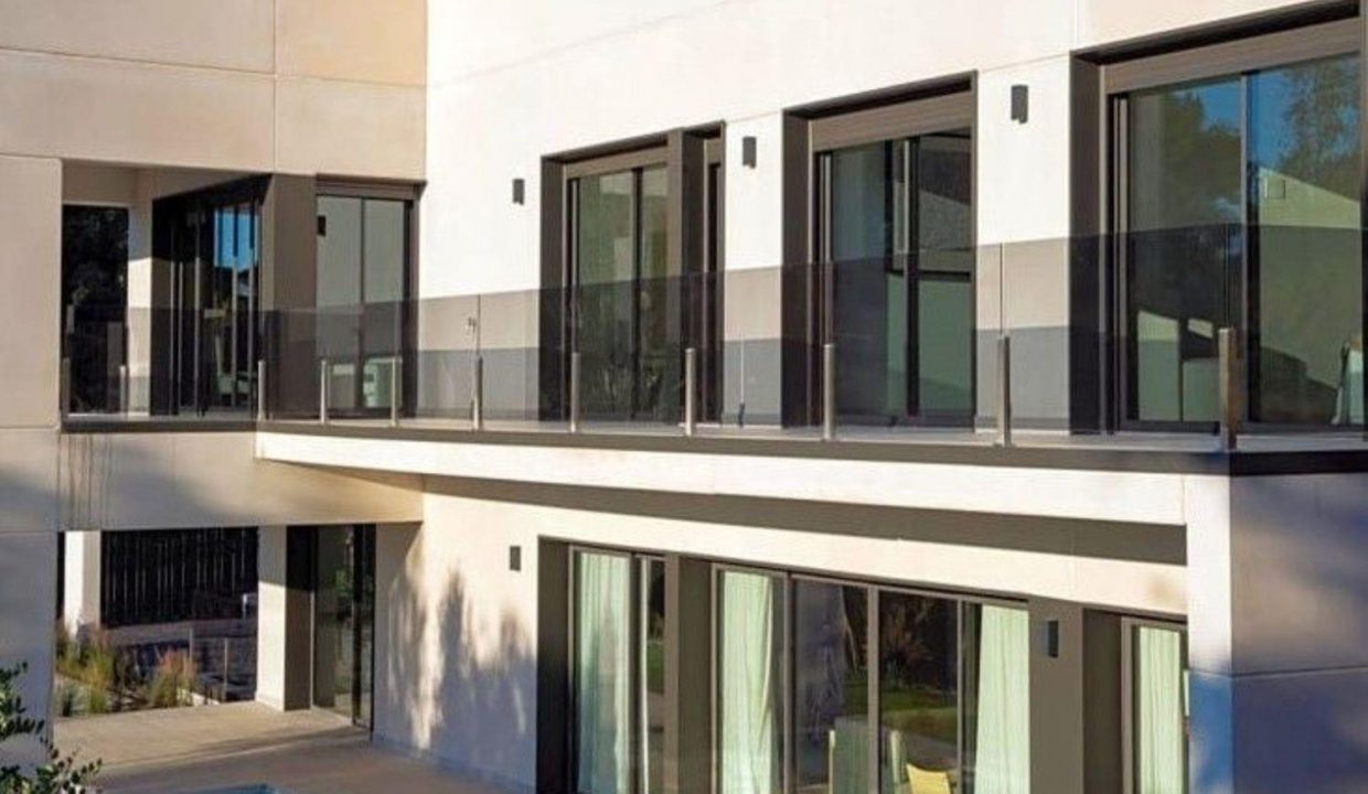 Promoción Santa Mónica Villa, obra nueva en Benalmádena (Revista)