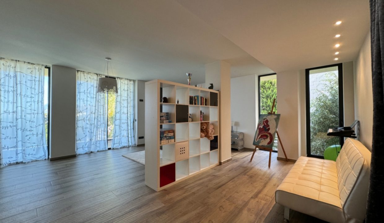 Promoción Espectacular villa moderna, obra nueva en Altea (Revista)