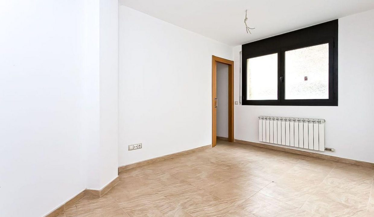 Promoción Promoción de tipologias Vivienda Local en venta SALLENT Barcelona, obra nueva en Sallent (Revista)
