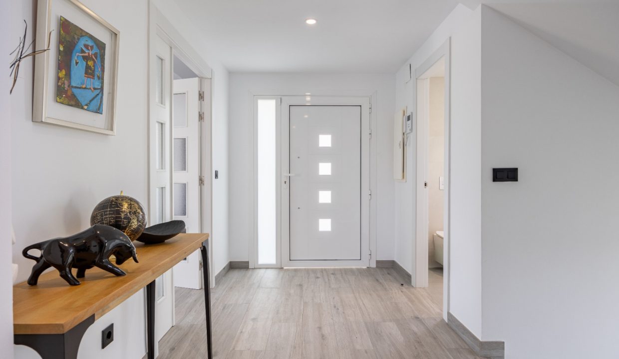 Promoción Hermosa villa moderna, obra nueva en Altea (Revista)