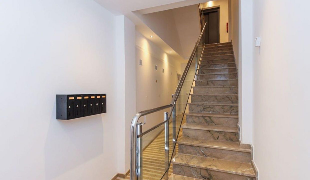 Promoción Edificio en Av Tanca de la Plana, obra nueva en el Vendrell (Revista)