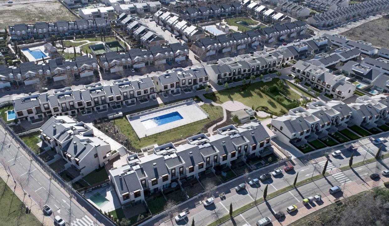 Promoción Villas del Mirabal 3, obra nueva en Boadilla del Monte (Revista)