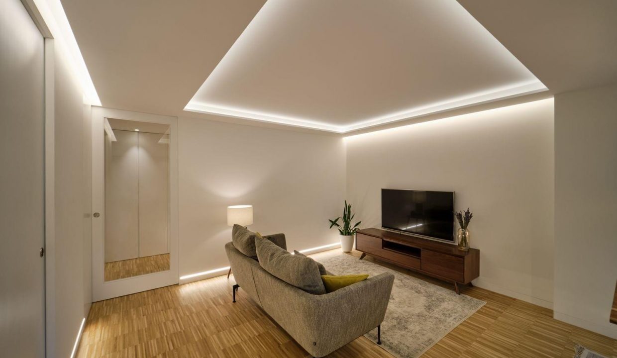 Promoción Perez Costanti, obra nueva en Santiago de Compostela (Revista)
