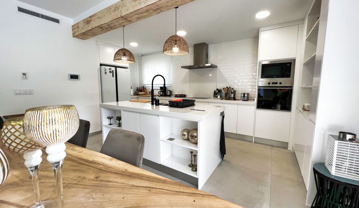 Promoción Maravilloso chalet de estilo ibicenco, obra nueva en Altea (Revista)