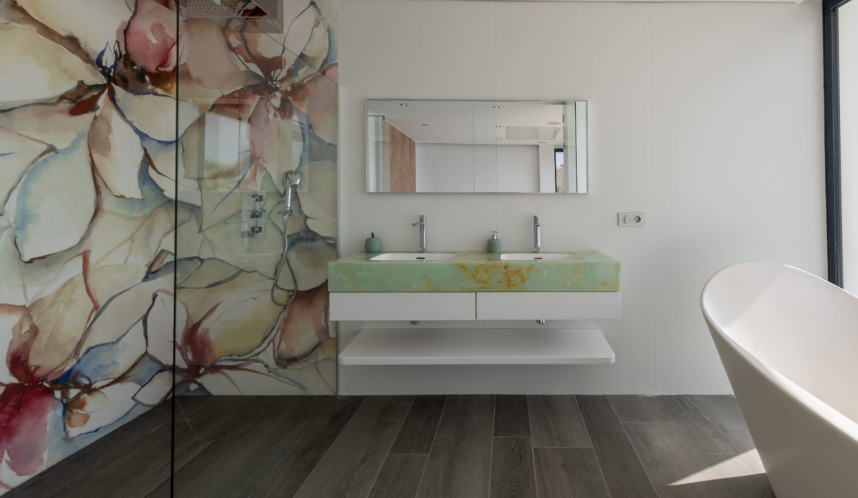 Promoción Villa con un oasis de tranquilidad, obra nueva en Benitachell (Revista)