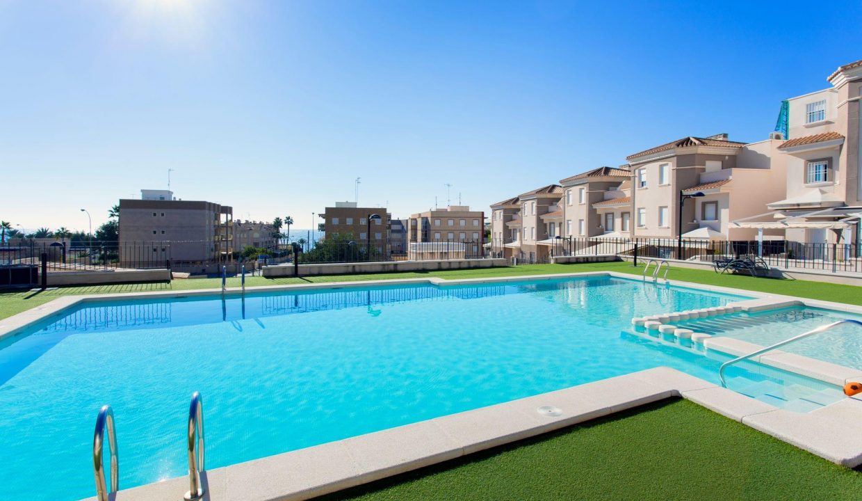 Promoción Villa Mediterráneo, obra nueva en Santa Pola (Revista)