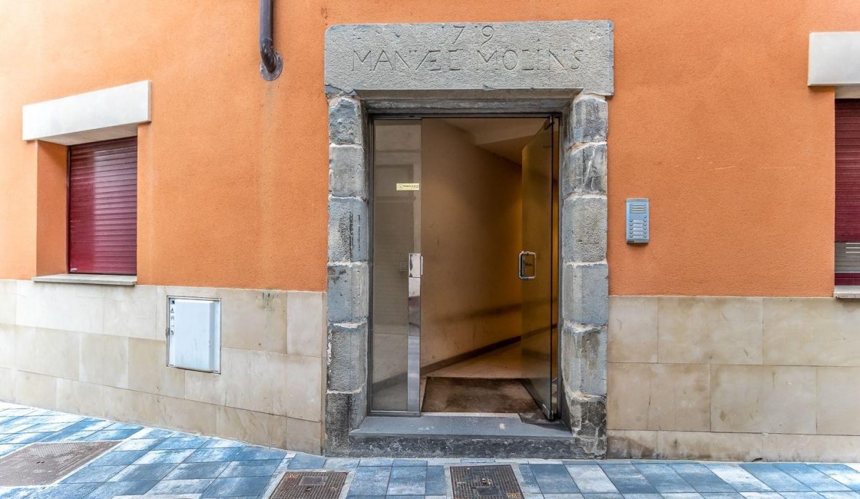 Promoción Promoción de viviendas en C/ Verdaguer, Sant Pere de Torelló (Barcelona), obra nueva en Sant Pere de Torelló (Revista)