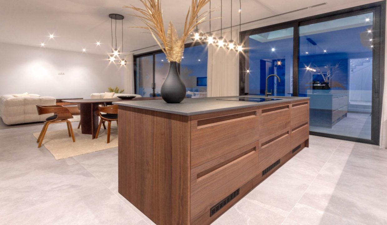 Promoción Impresionante villa de estilo minimalista, obra nueva en Jávea (Revista)
