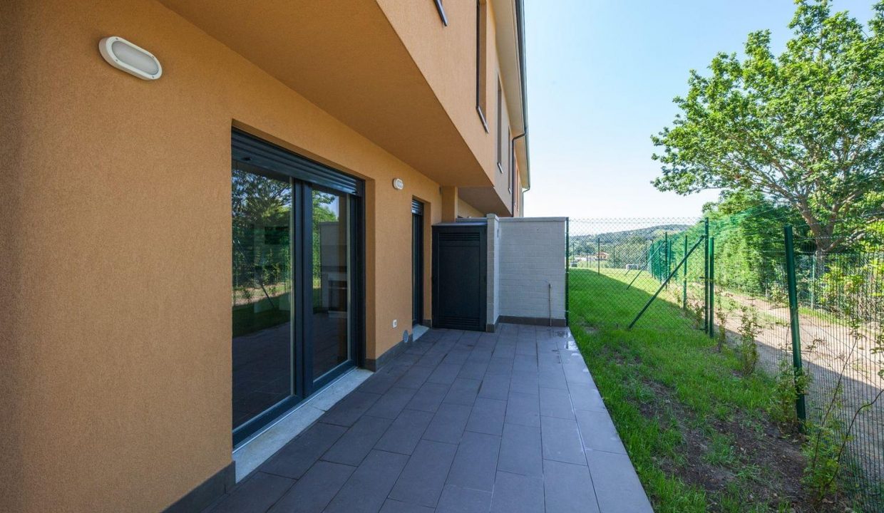 Promoción Urbanización Las Azaleas, obra nueva en La Belga Ceis (Revista)