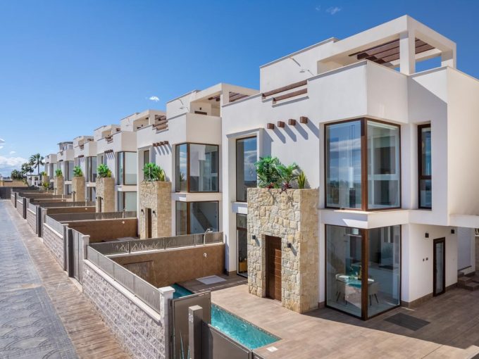 Promoción Las Lagunas, obra nueva en Rojales (Revista)