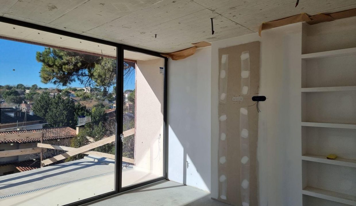 Promoción Enric Lanfranco 5, obra nueva en Sant Cugat del Vallès (Revista)