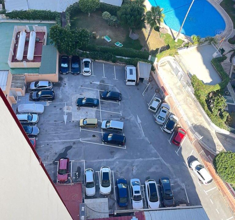 Promoción Ático en primera linea de playa, obra nueva en Benidorm (Revista)
