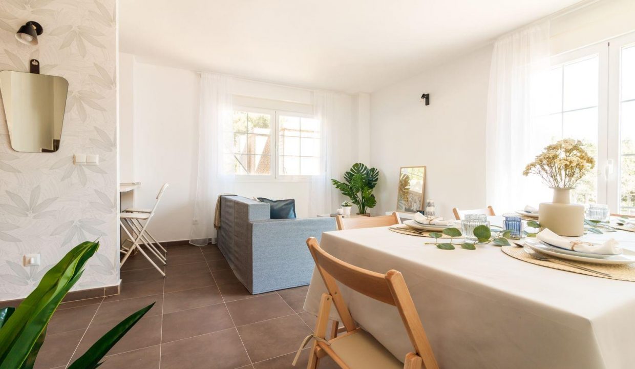Promoción Residencial Pinos Altos, obra nueva en Entrepinos (Revista)