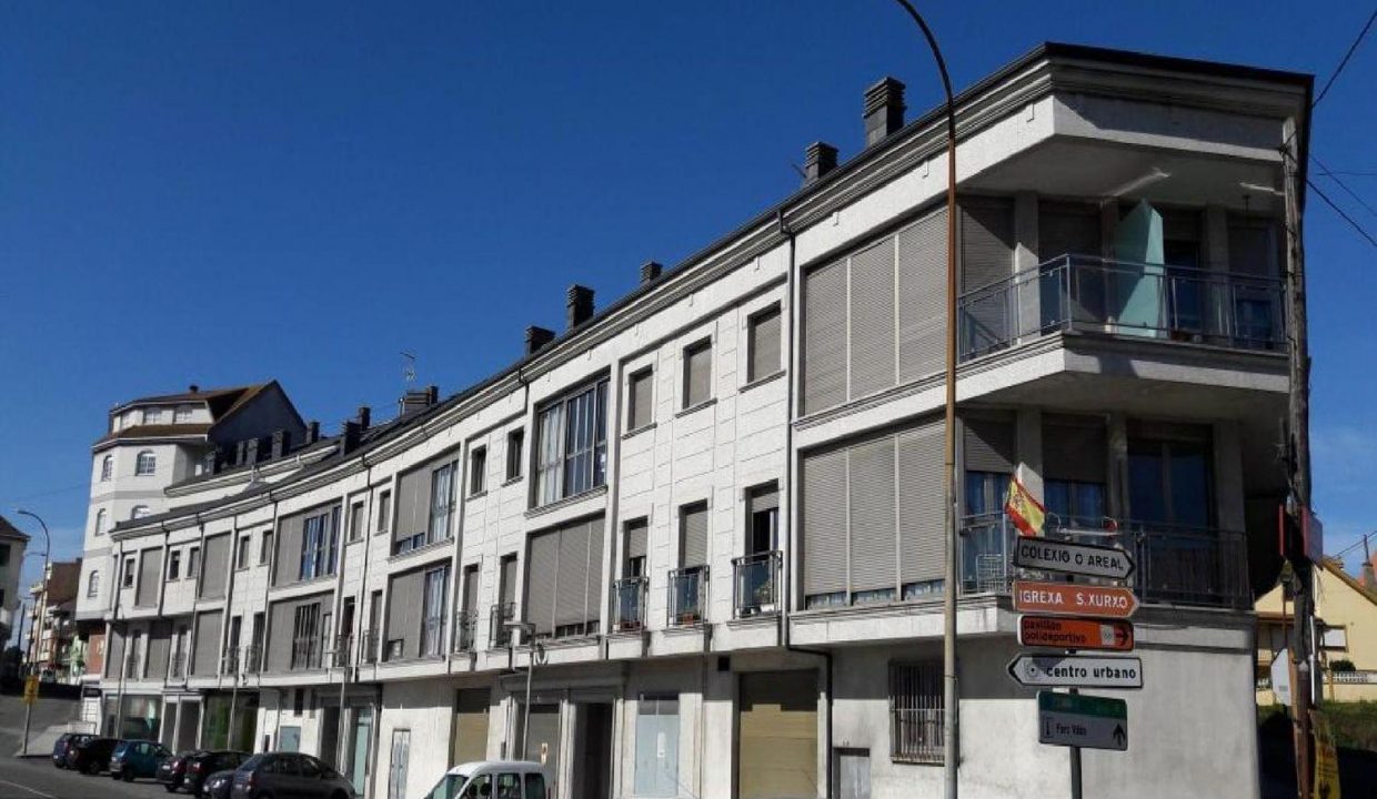 Promoción Residencial Camari�as, obra nueva en Cedeira (Revista)