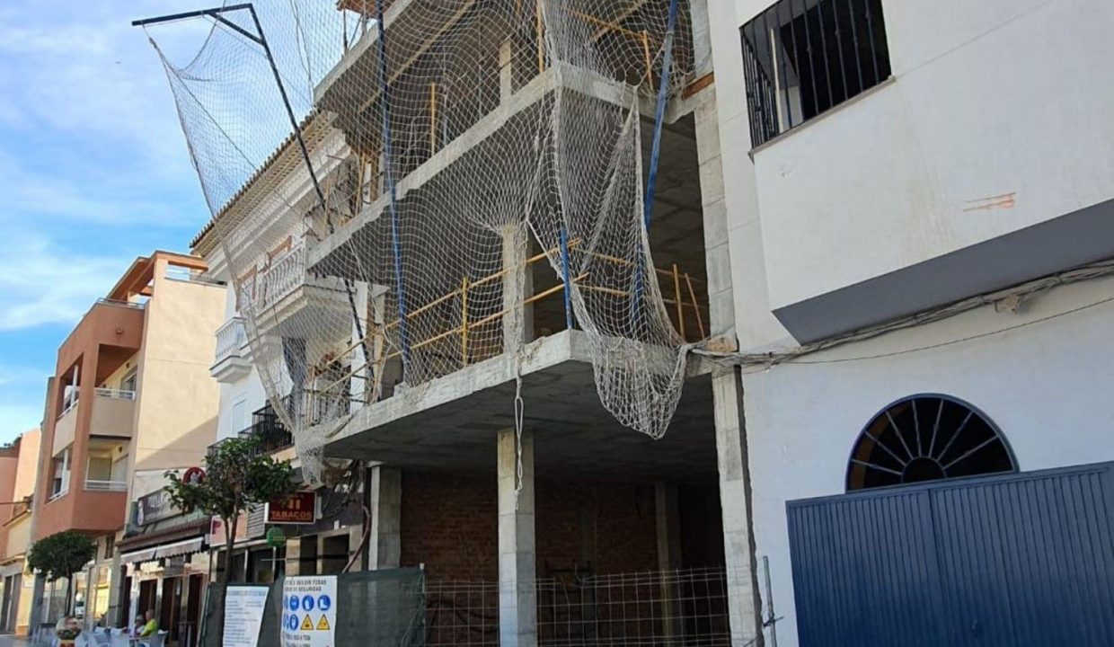 Promoción Edificio Bahia, obra nueva en Algarrobo-Costa (Revista)