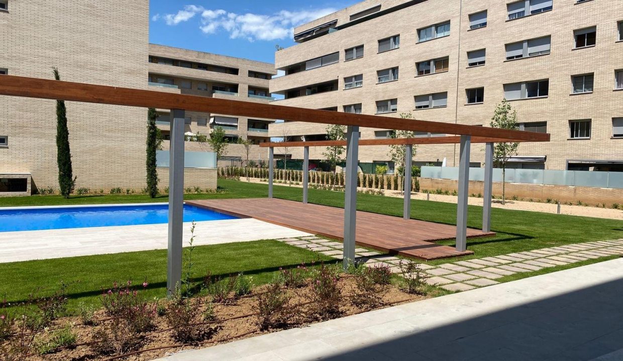 Promoción Ciutat Jardí, obra nueva en Salt (Revista)