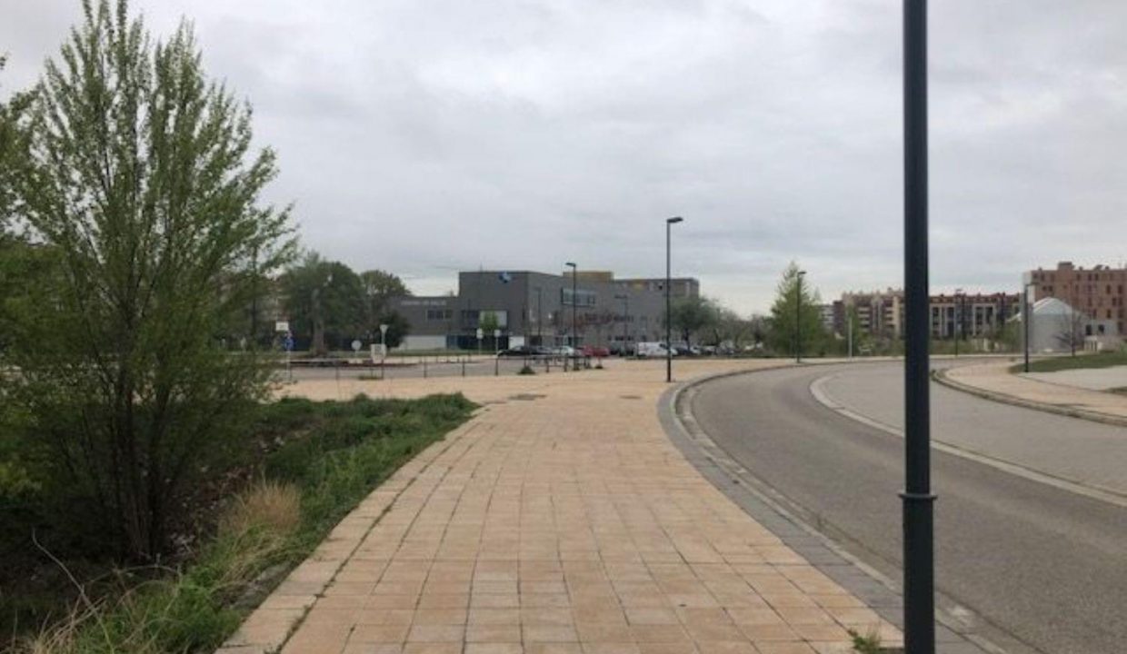 Promoción Entreparques, obra nueva en Burgos (Revista)