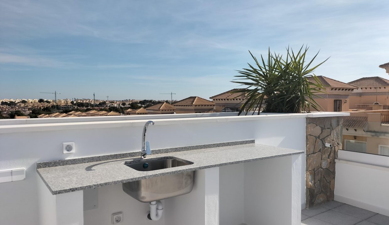 Promoción Residencial Atomium, obra nueva en Orihuela (Revista)