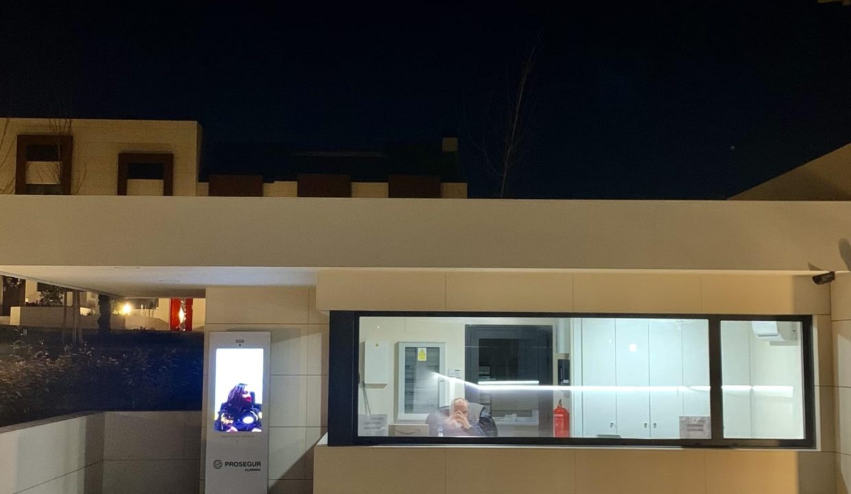 Promoción Villas del Mirabal 3, obra nueva en Boadilla del Monte (Revista)