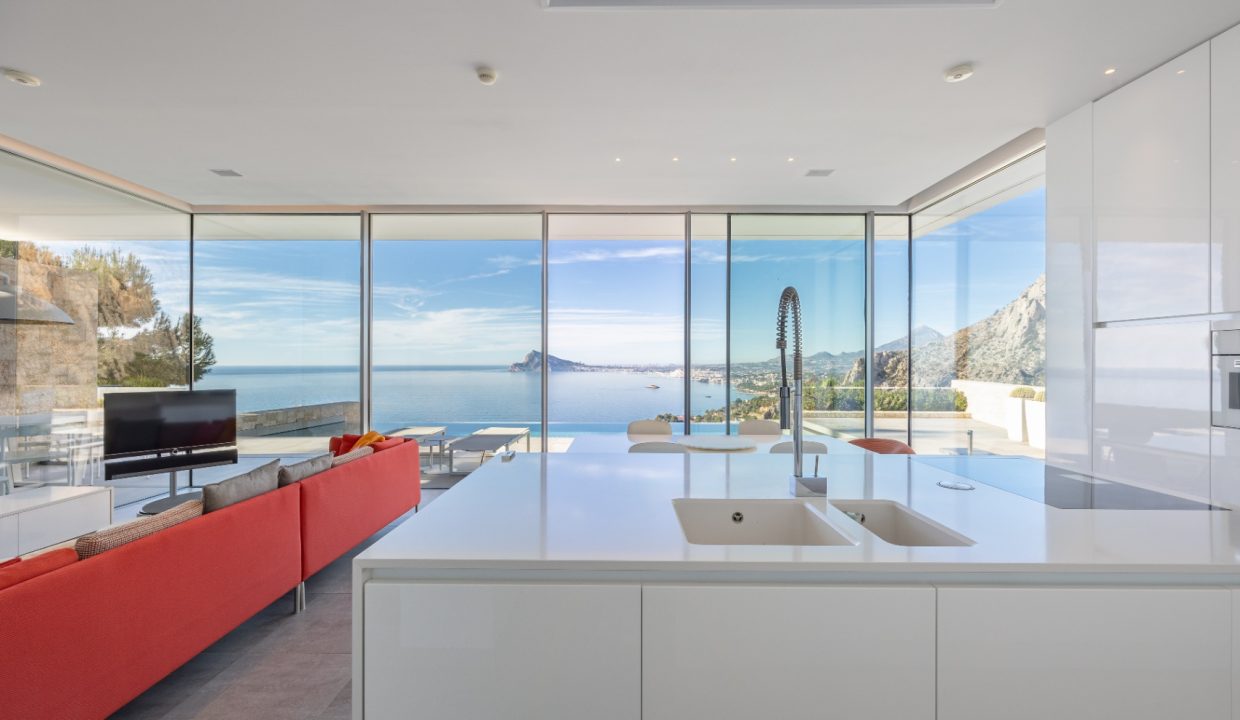 Promoción Villa con impresionantes vistas al mar, obra nueva en Altea (Revista)