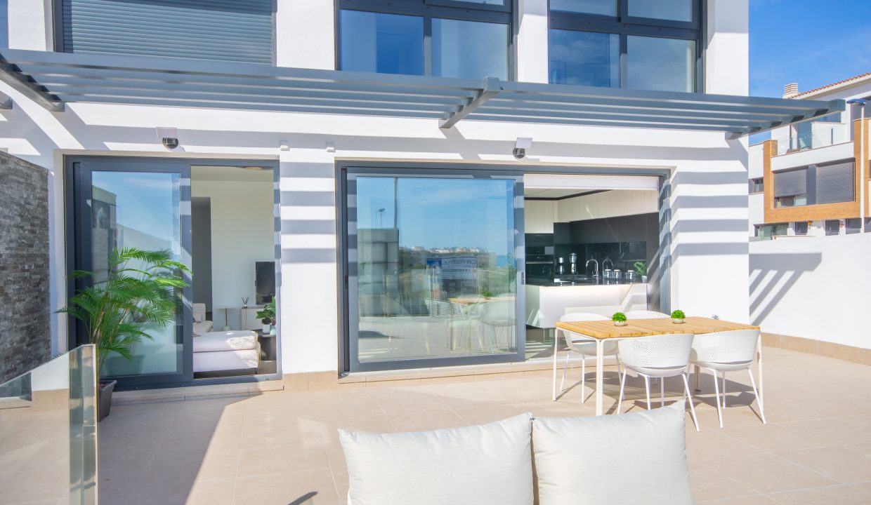 Promoción Royal Park Sea, obra nueva en Guardamar del Segura (Revista)