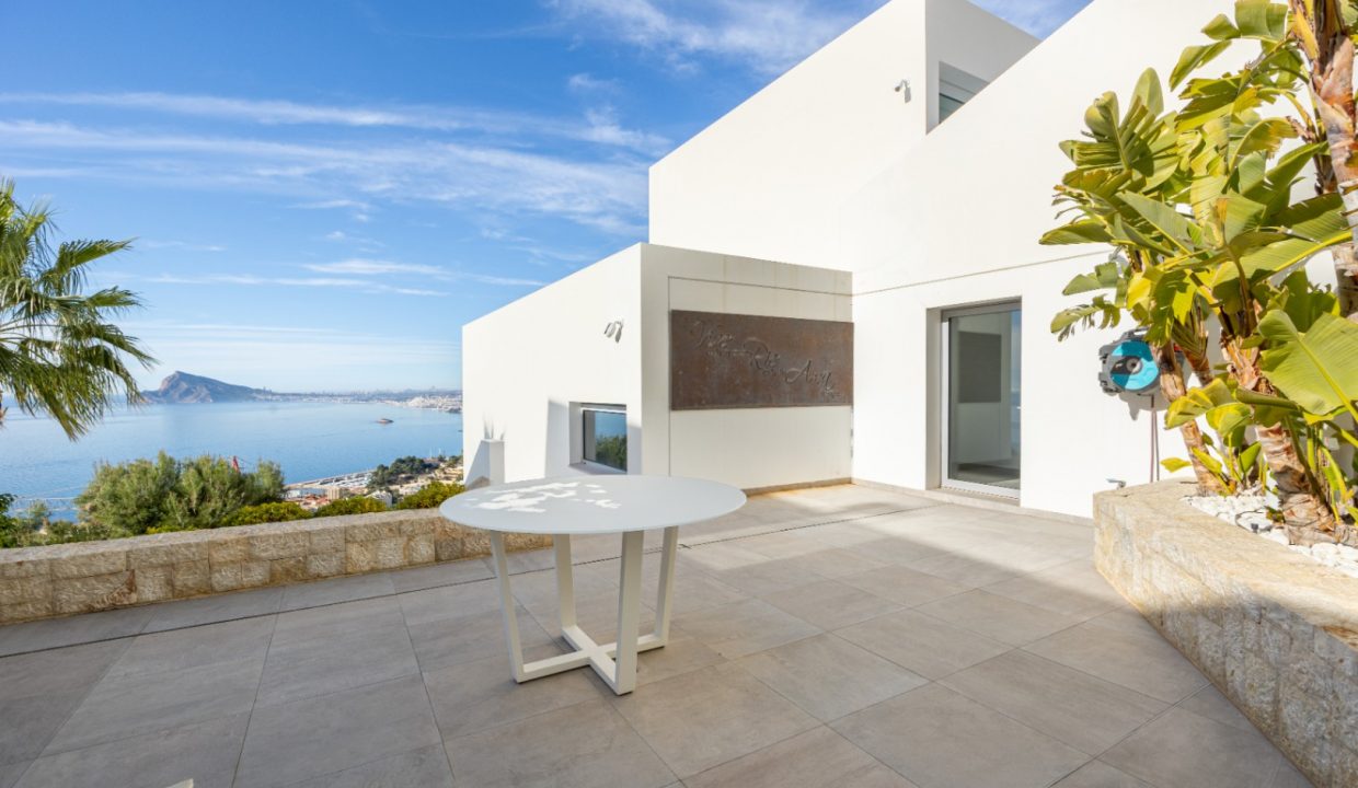 Promoción Villa con impresionantes vistas al mar, obra nueva en Altea (Revista)