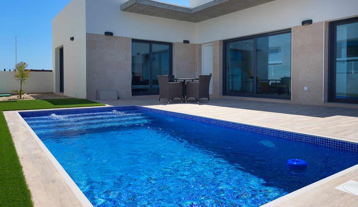 Promoción NUEVA DAYA VILLAS, obra nueva en Daya Nueva (Revista)