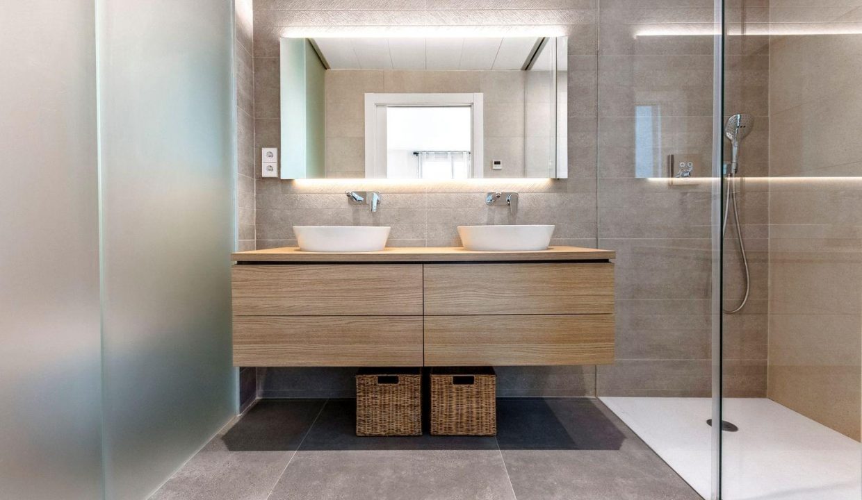 Promoción Infinitum Living, obra nueva en Far (Revista)