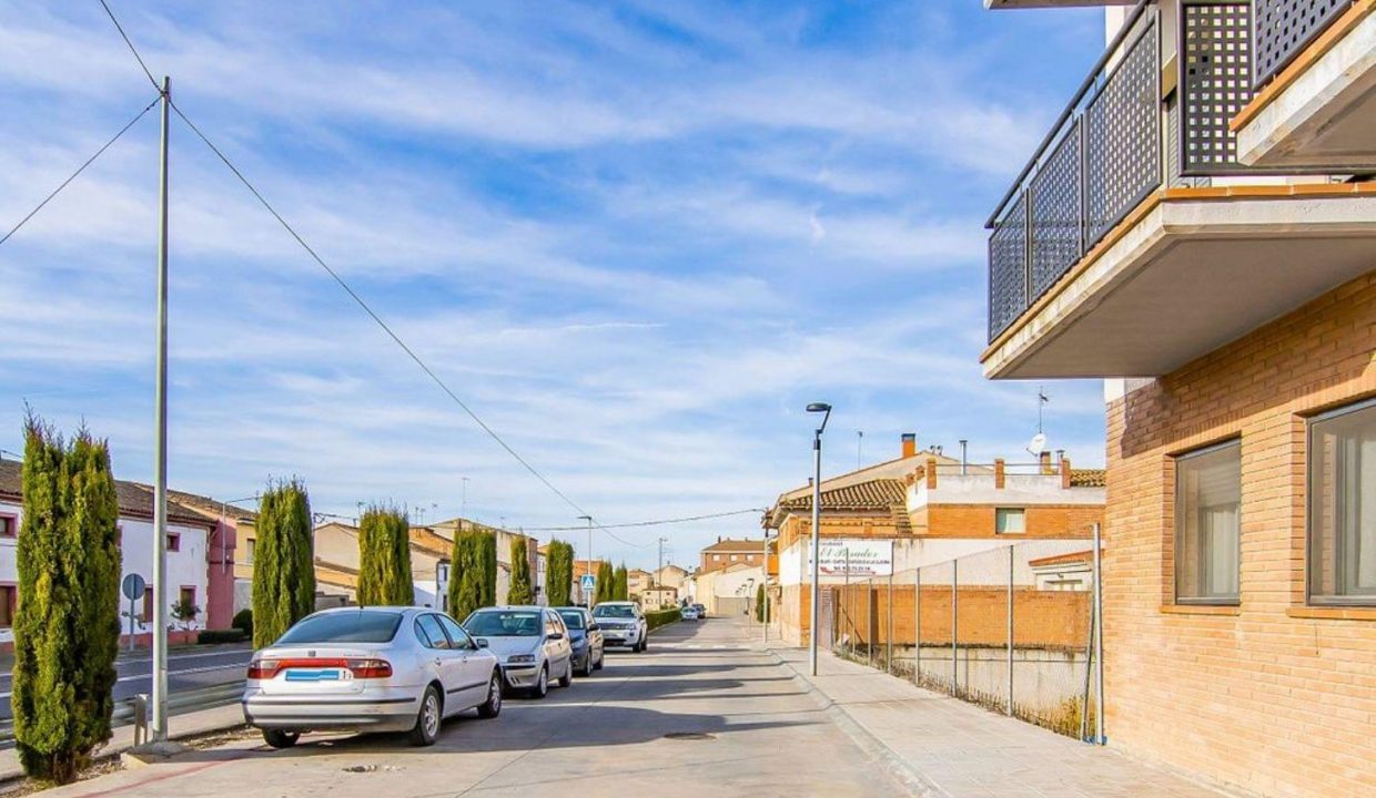Promoción Promoción de viviendas con garajes y trasteros en Bell-lloc d´Urgell, obra nueva en Bell-lloc d'Urgell (Revista)