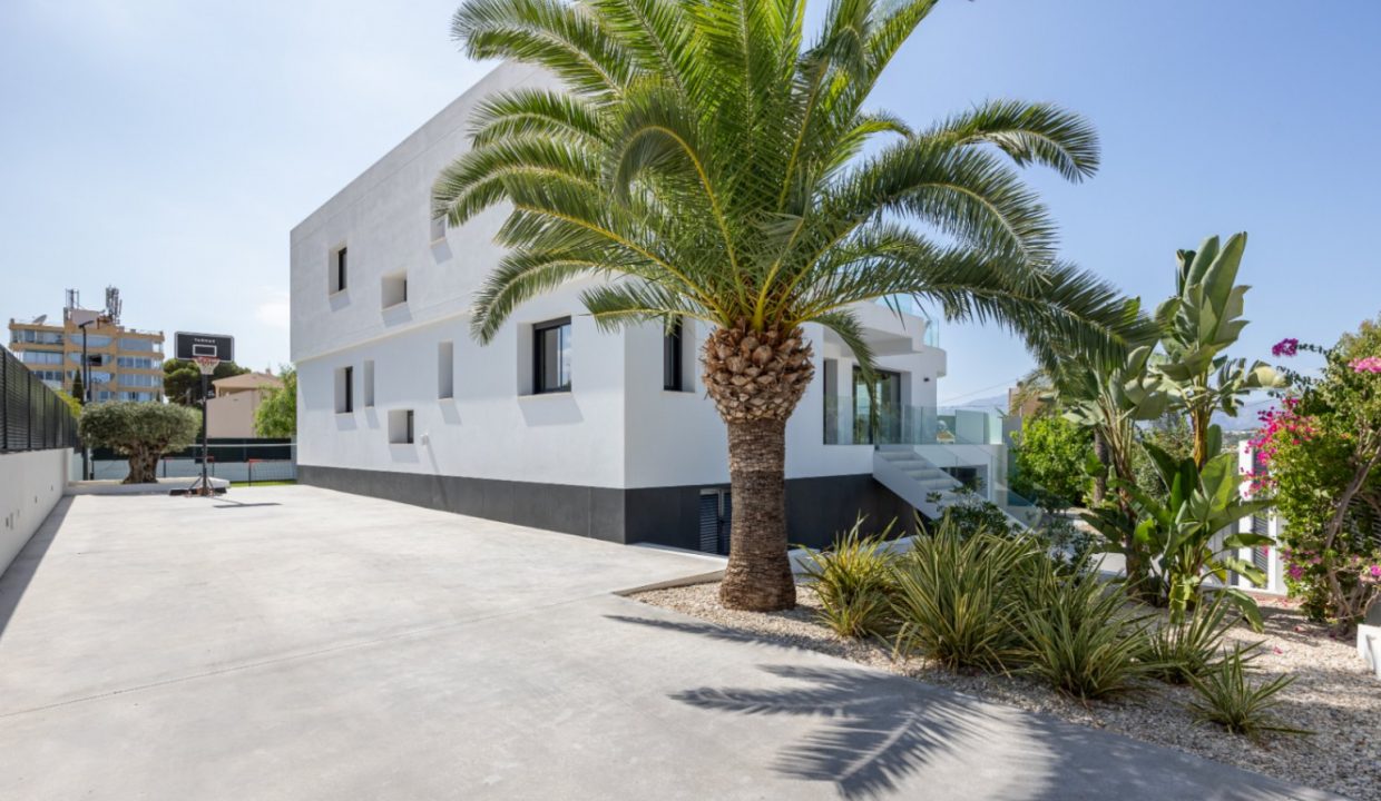 Promoción Impresionante villa en un entorno idílico, obra nueva en l'Albir (Revista)