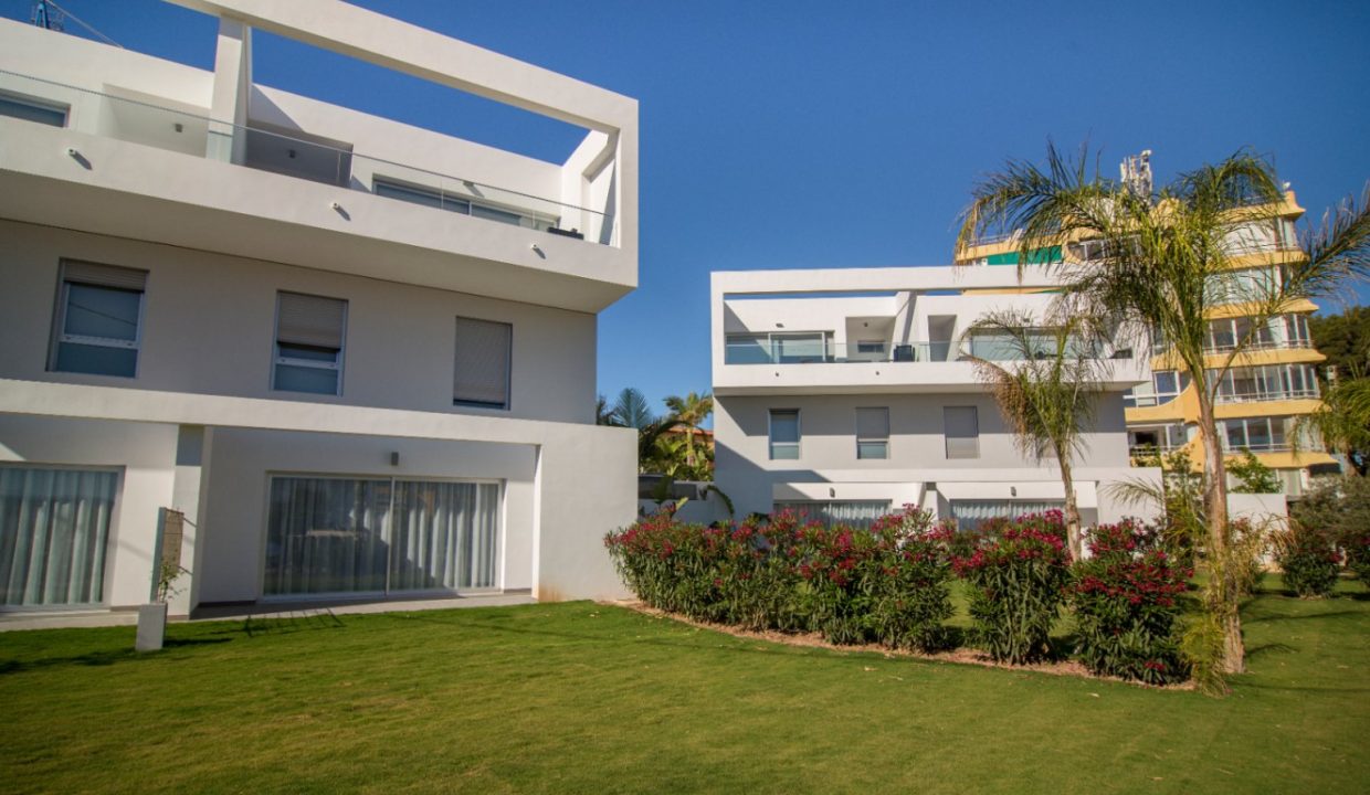 Promoción Moderna villa con elegancia contemporánea, obra nueva en l'Albir (Revista)