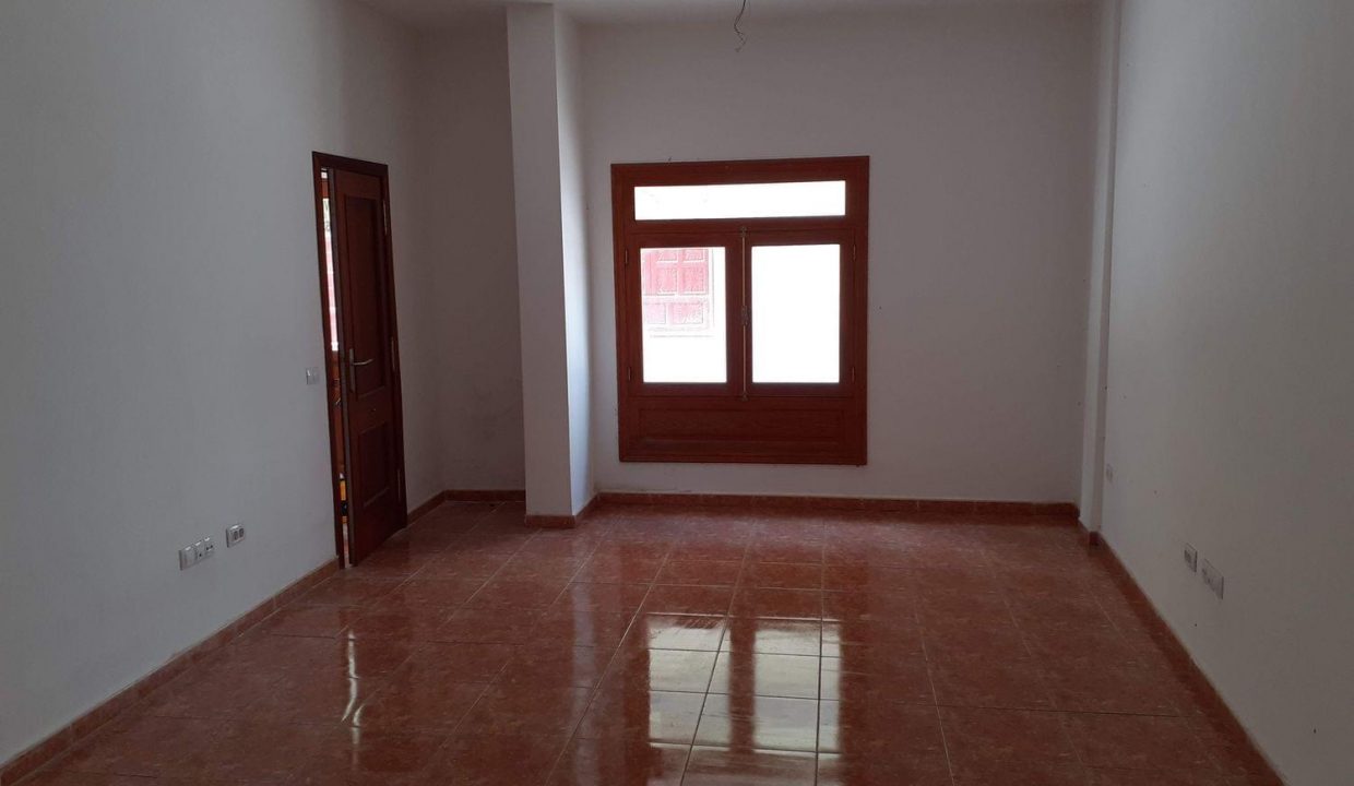 Promoción Viviendas en C/ Trasera, obra nueva en Valle Abajo (Revista)