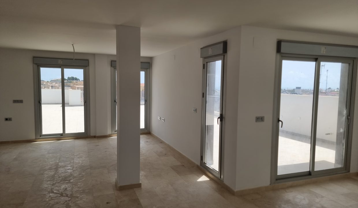 Promoción RESIDENCIAL SUNGOLF BEACH, obra nueva en Orihuela (Revista)
