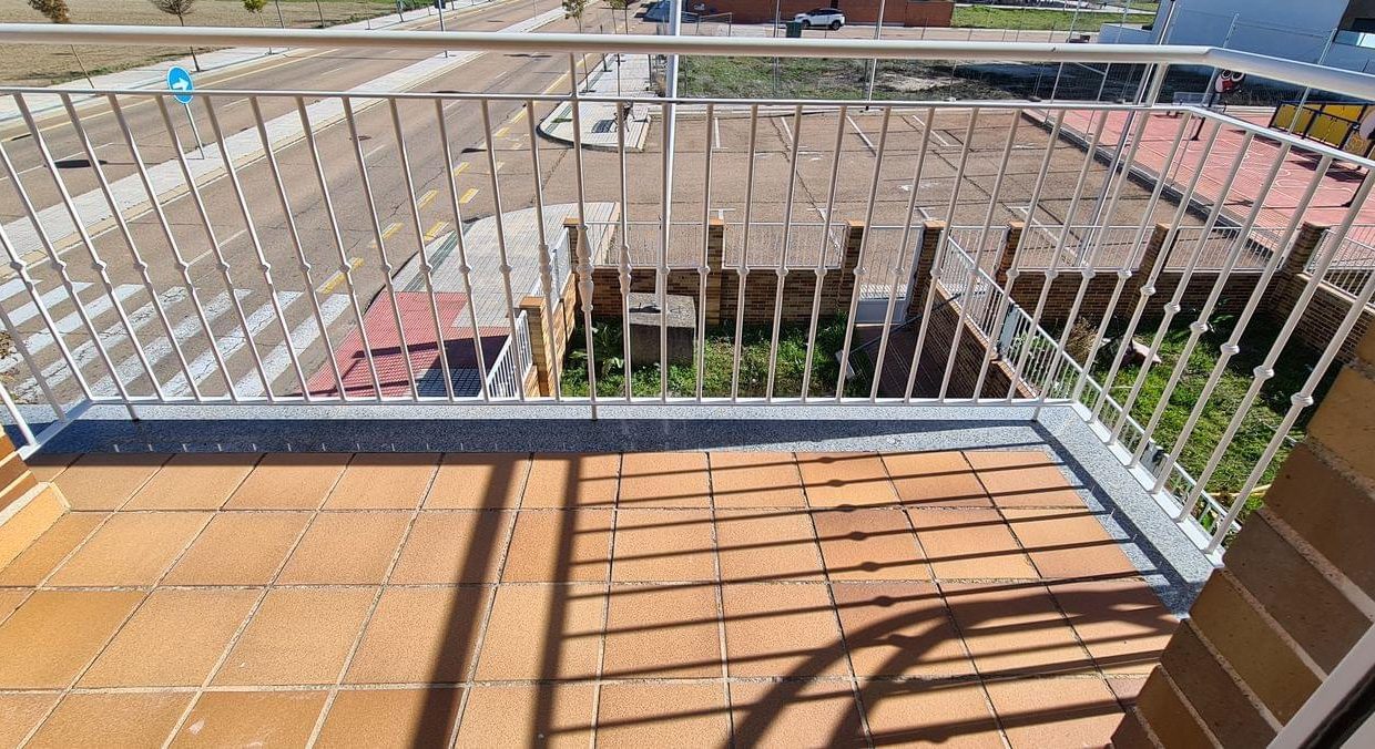 Promoción Residencial Valencia, obra nueva en Villares de la Reina (Revista)