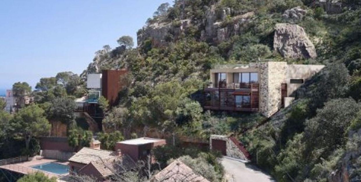 Promoción Begur, obra nueva en Begur (Revista)